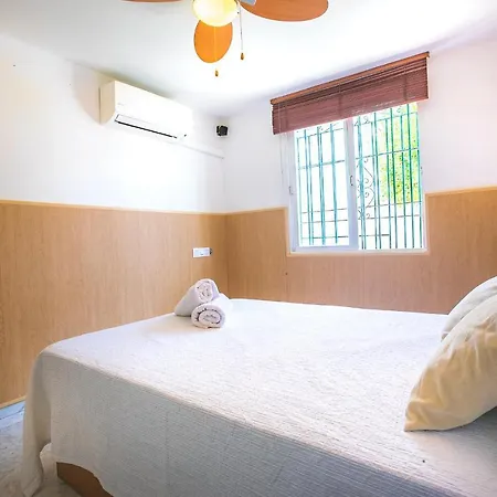 Oleholidays Loleta Vistas Al Mar, 100 M Playa - Piscina Privada