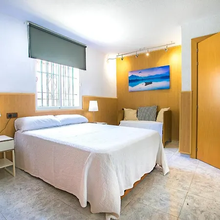 Villa Oleholidays Loleta Vistas Al Mar, 100 M Playa - Piscina Privada Marbella