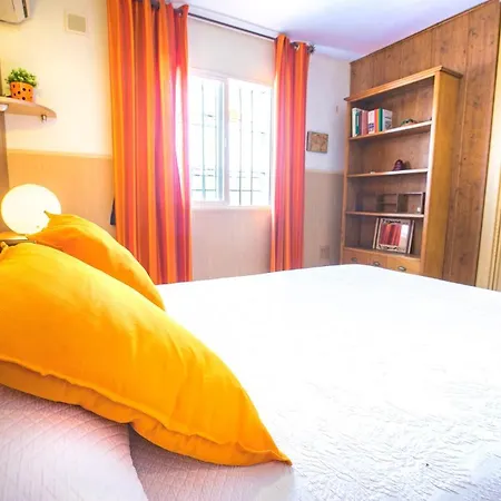 Villa Oleholidays Loleta Vistas Al Mar, 100 M Playa - Piscina Privada *